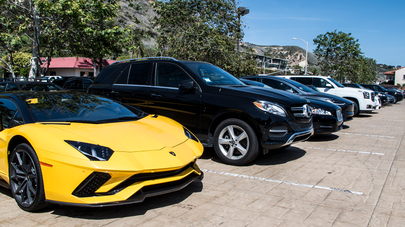 Illustration for article titled The $460,000 740 HP Lamborghini Aventador S Is Barely A Car